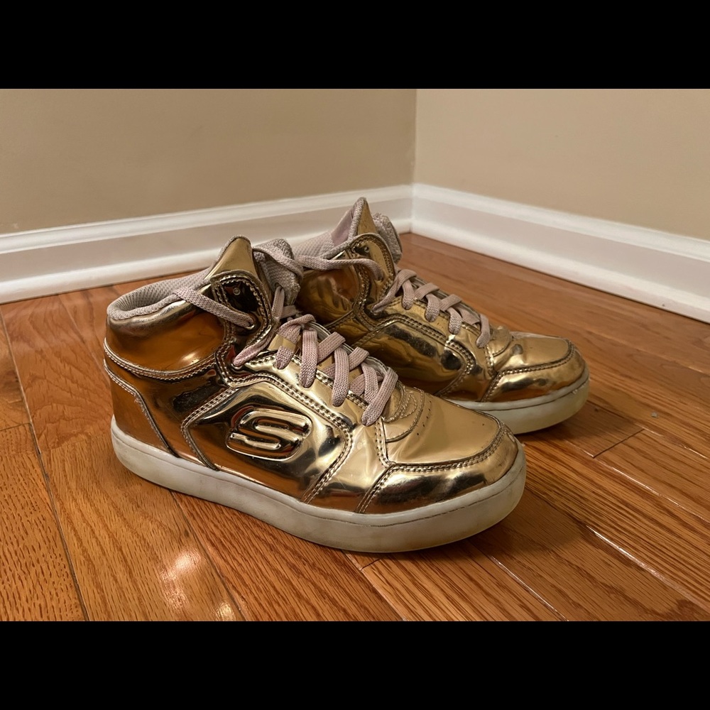 Skechers Metallic Rose high top shoes size 4, Euro 36